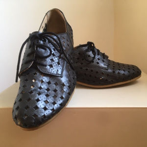 Seychelles Scamp Oxfords / Brogues